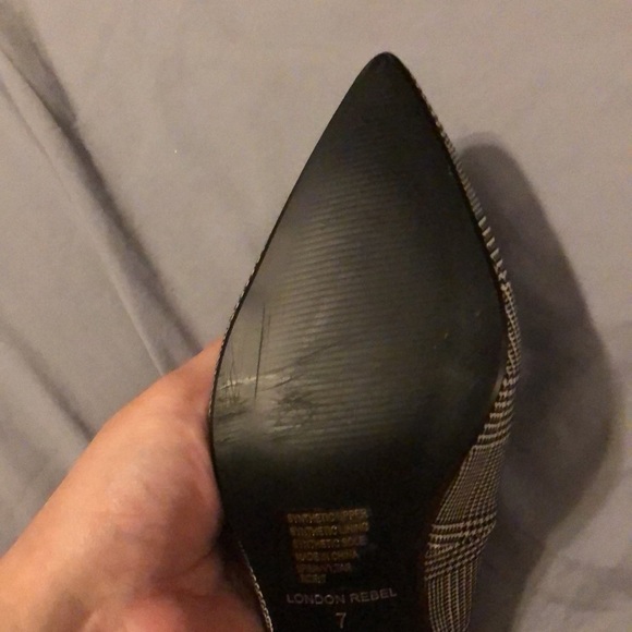 LONDON REBEL | Slingback Kitten Heel Glen Plaid Heels - Picture 5 of 6